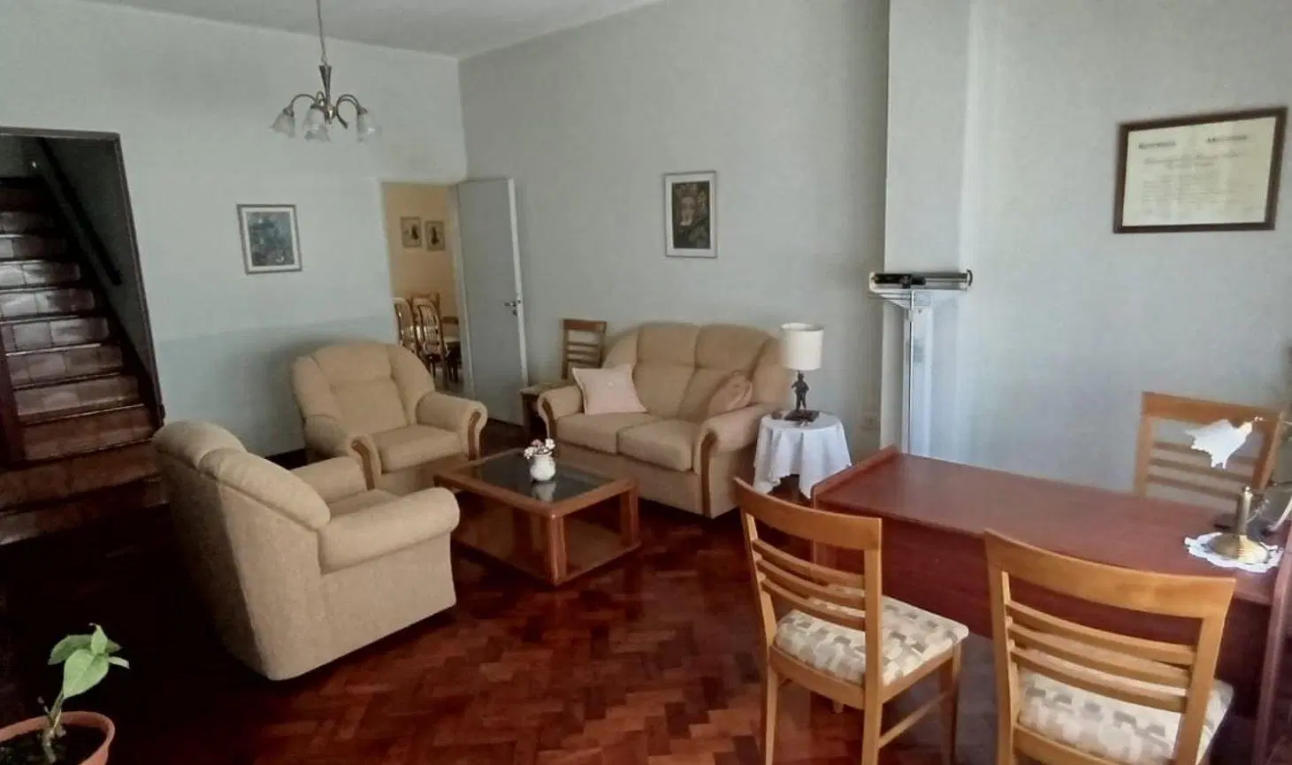 VENTA CASA 4 AMBIENTES CON PILETA EN LOTE PROPIO 3