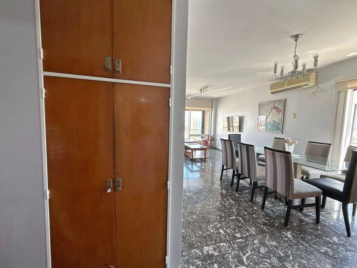 Departamento 4 ambientes depende recoleta cochera 2