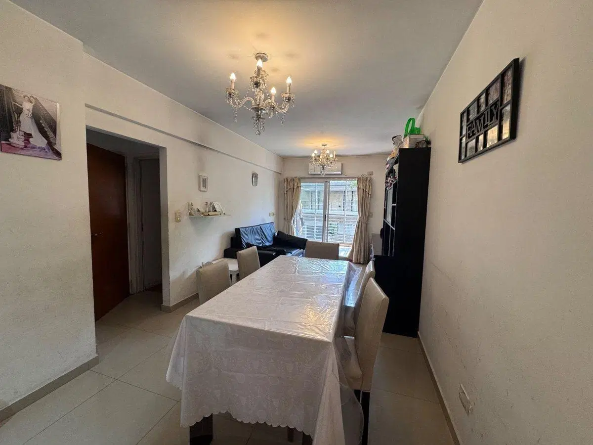 VENTA DTO 3 AMBIENTES FLORES BALCON Y PATIO PILETA 2