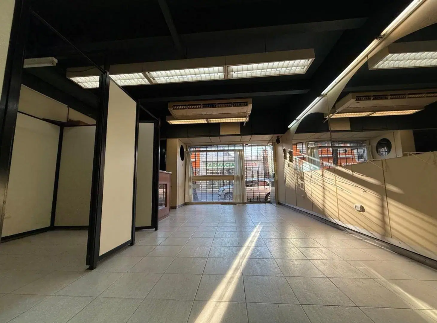 VENTA LOCAL COMERCIAL ZONA ESTRATEGICA- PATERNAL 3