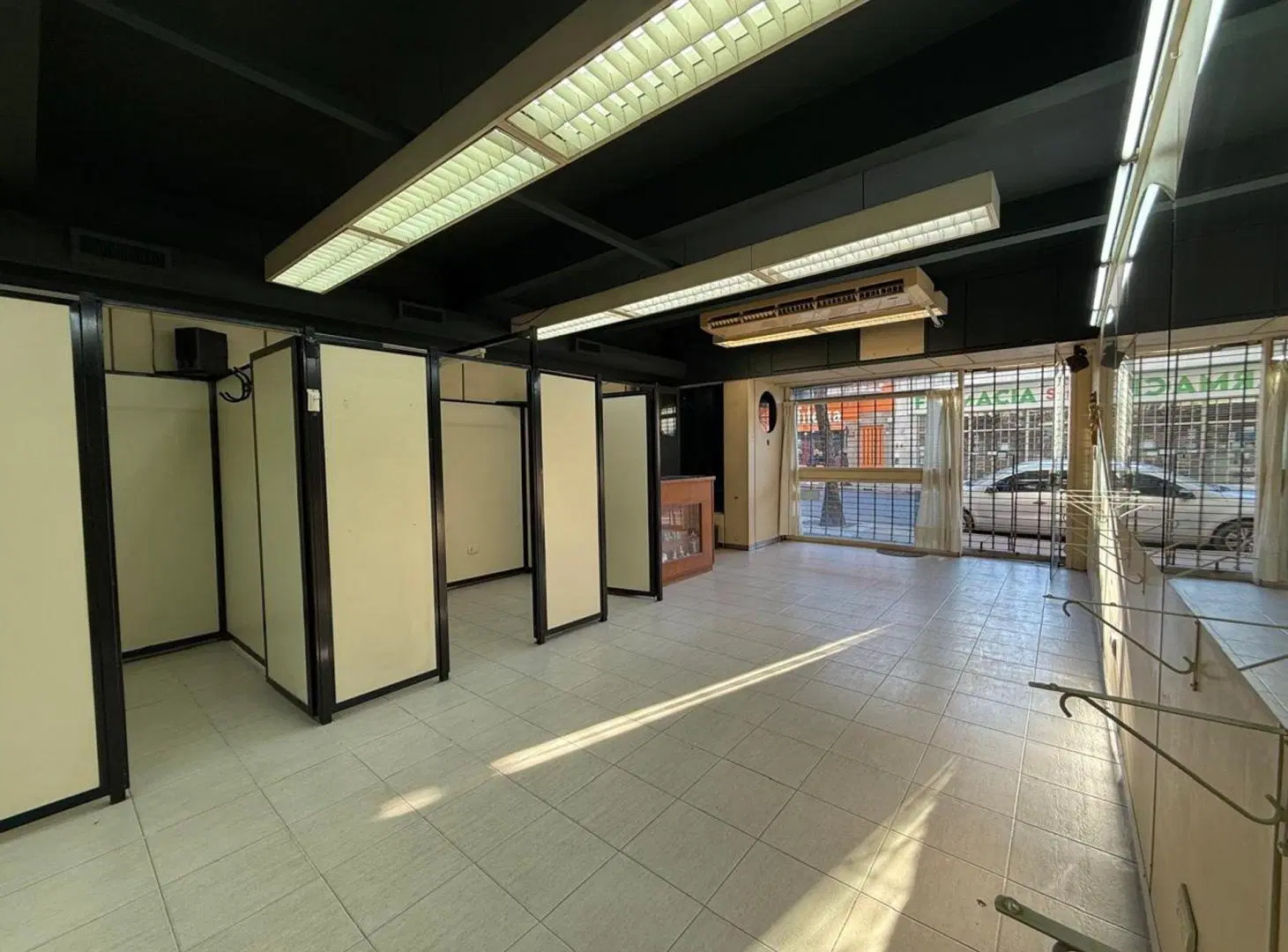 VENTA LOCAL COMERCIAL ZONA ESTRATEGICA- PATERNAL 4