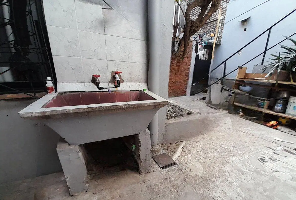 Casa 6 amb PATIO y TERRAZA  A reciclar! L. Mirador 3