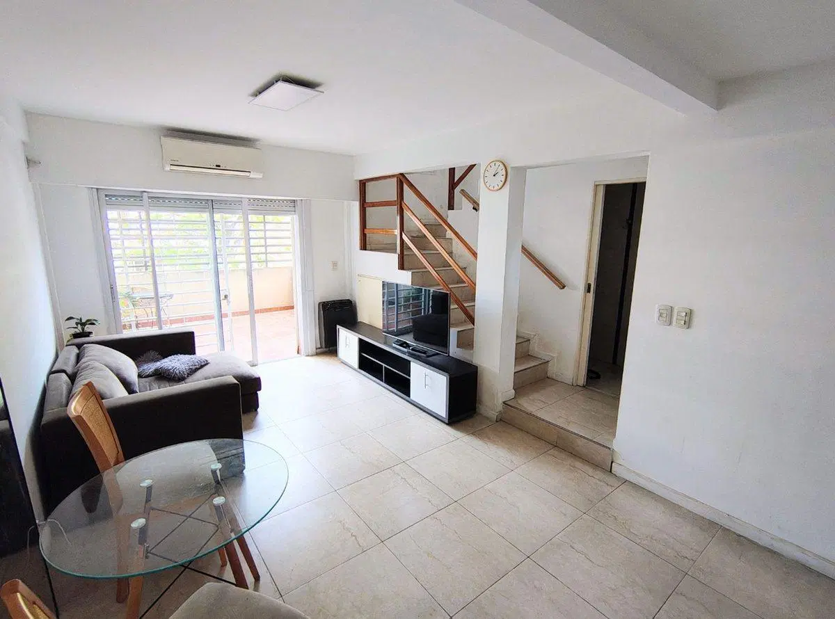 VENTA PH TRIPLEX 3 AMBIENTES, 2 BALCONES Y TERRAZA 3