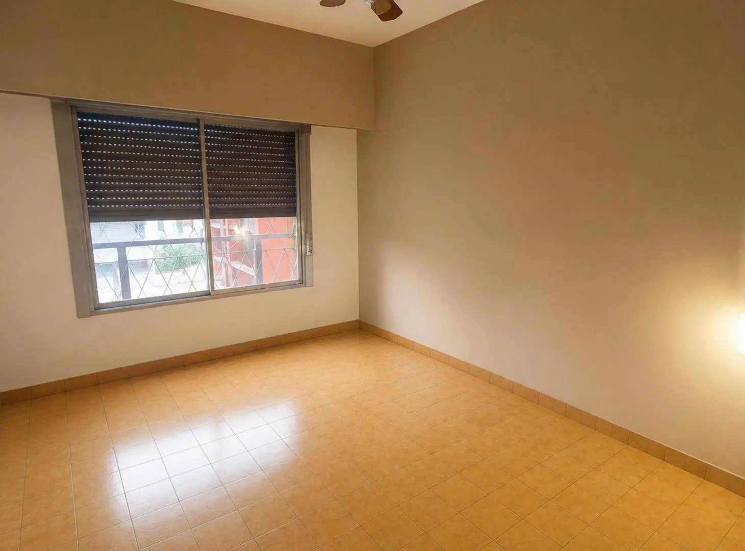 CASA LOTE PROPIO 3 AMB+GARAGE+PILETA+QUINCHO+LOCAL 8