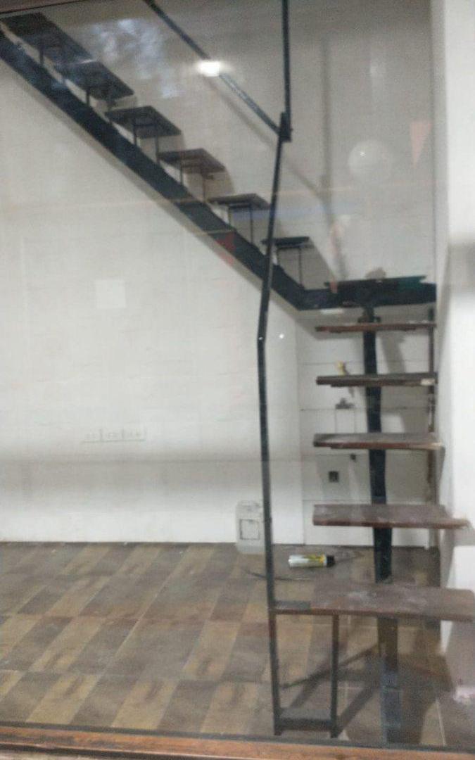 Foto de VENTA EN ALQUILER EN GALERIA BAJO FLORES, imagen 3