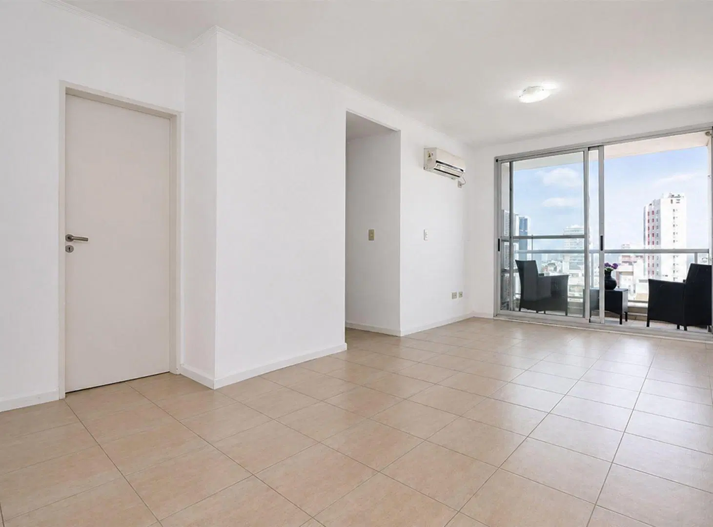VENTA DTO 3 AMB RAMOS MEJIA CON BALCON  Y COCHERA 2