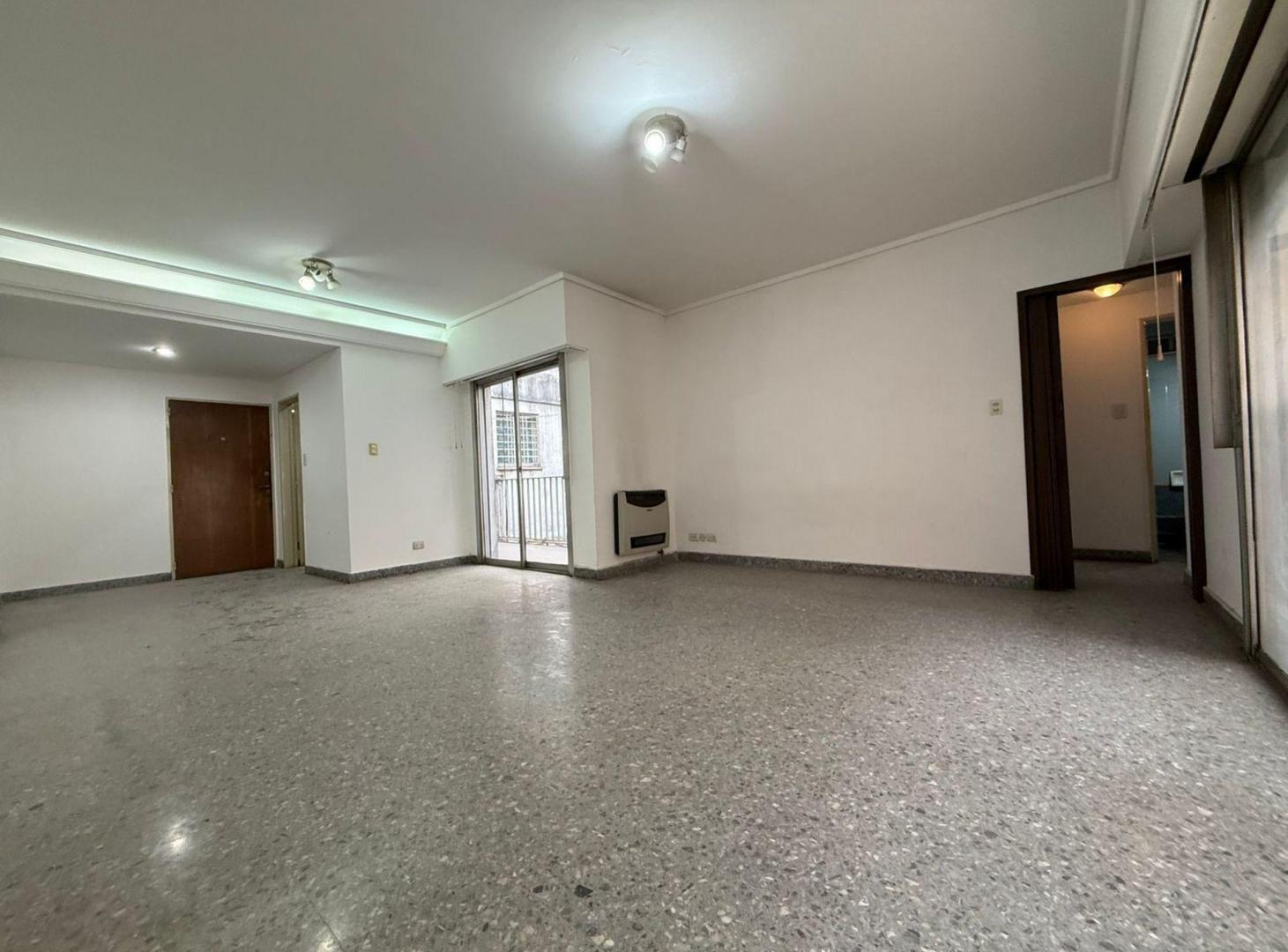 Foto de Departamento 3 ambientes c/dep lanus 2 balcones, imagen 2