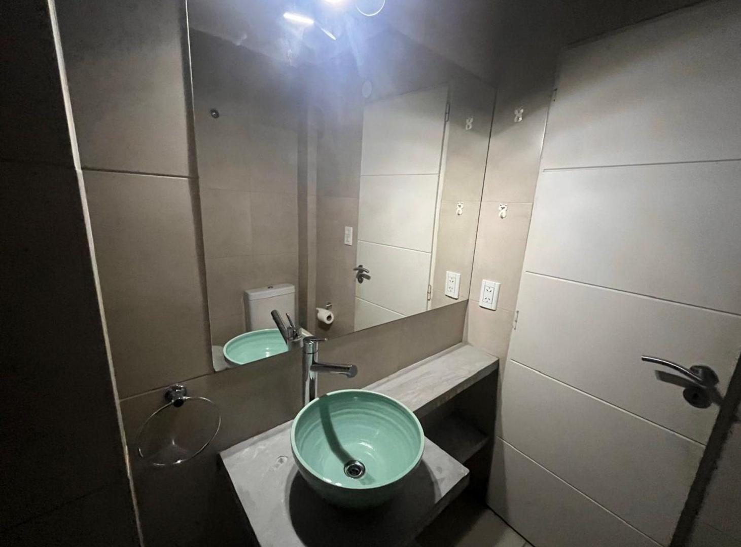 Foto de VENTA 2 AMB. PB. COCINA LAVADERO PATIO V.URQUIZA, imagen 5