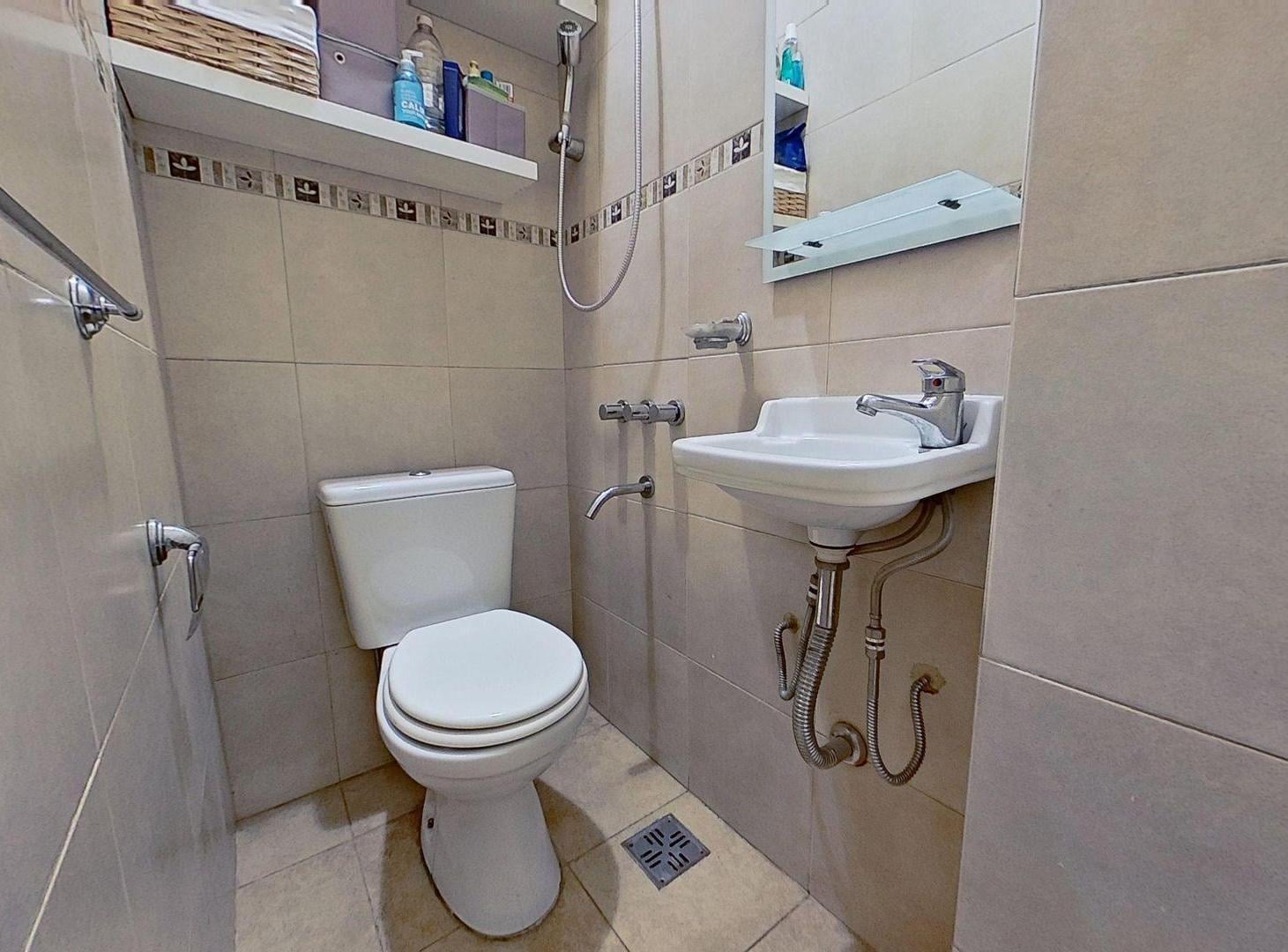 Foto de SEMIPISO 3 AMBIENTES VENTA CABALLITO+DEPEN COCHERA, imagen 4