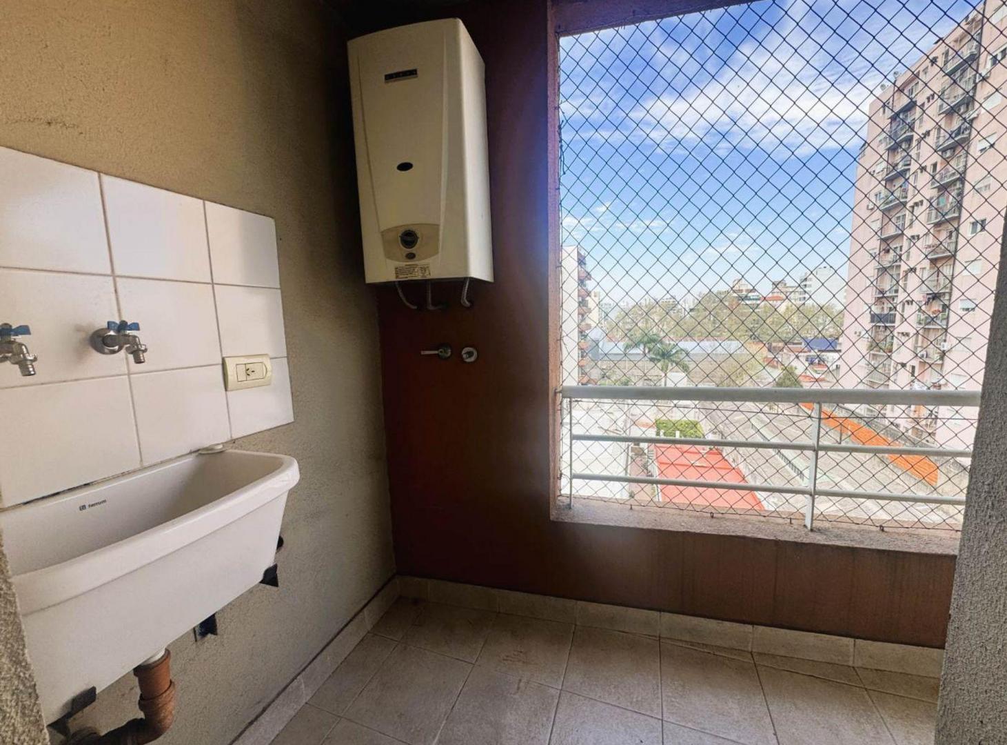Foto de VENTA DEPARTAMENTO 2 AMB C/BALCÓN V. SANTA RITA, imagen 3
