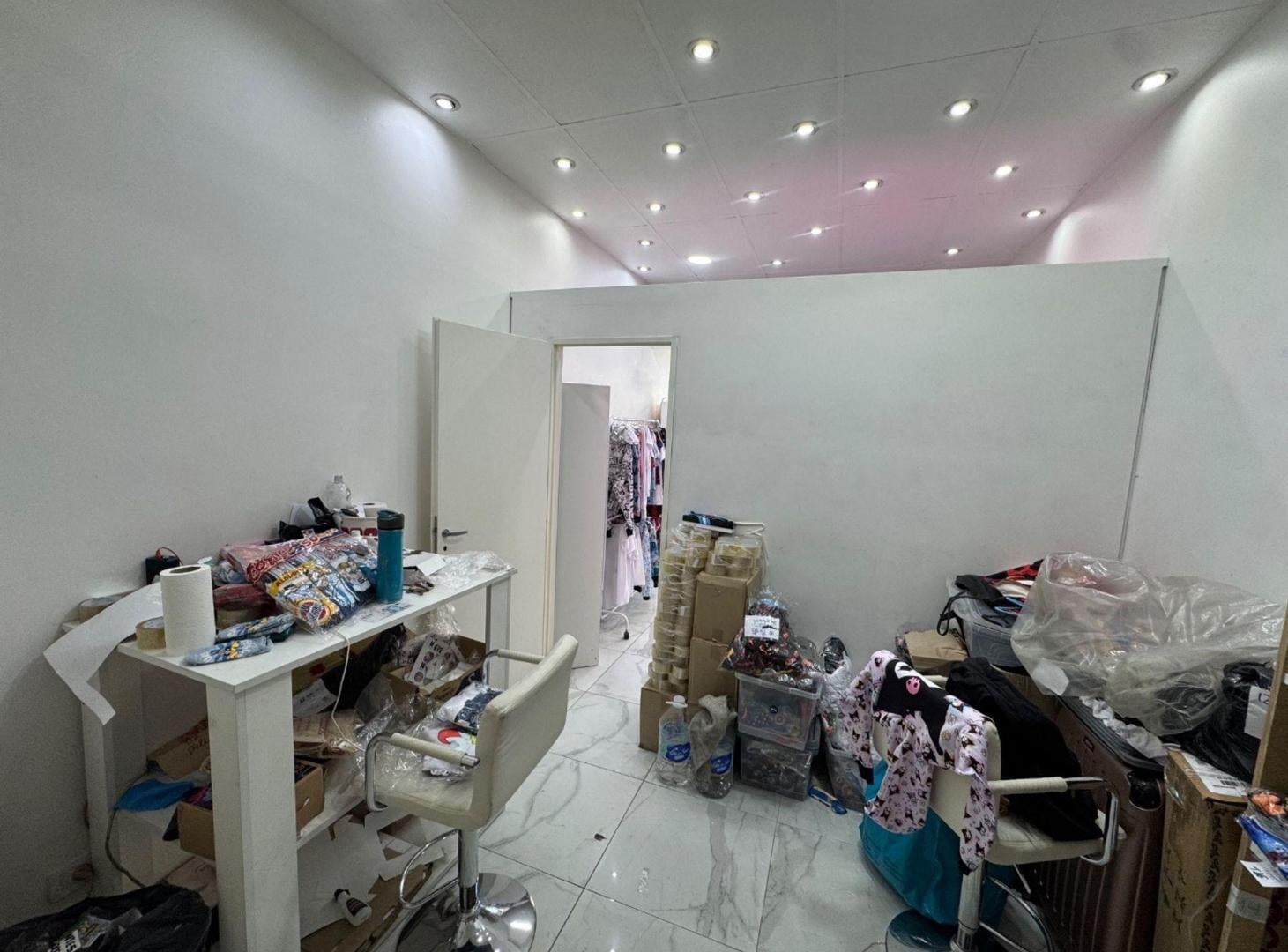 Foto de ALQUILER LOCAL COMERCIAL SOBRE AV. SAN MARTIN, imagen 2