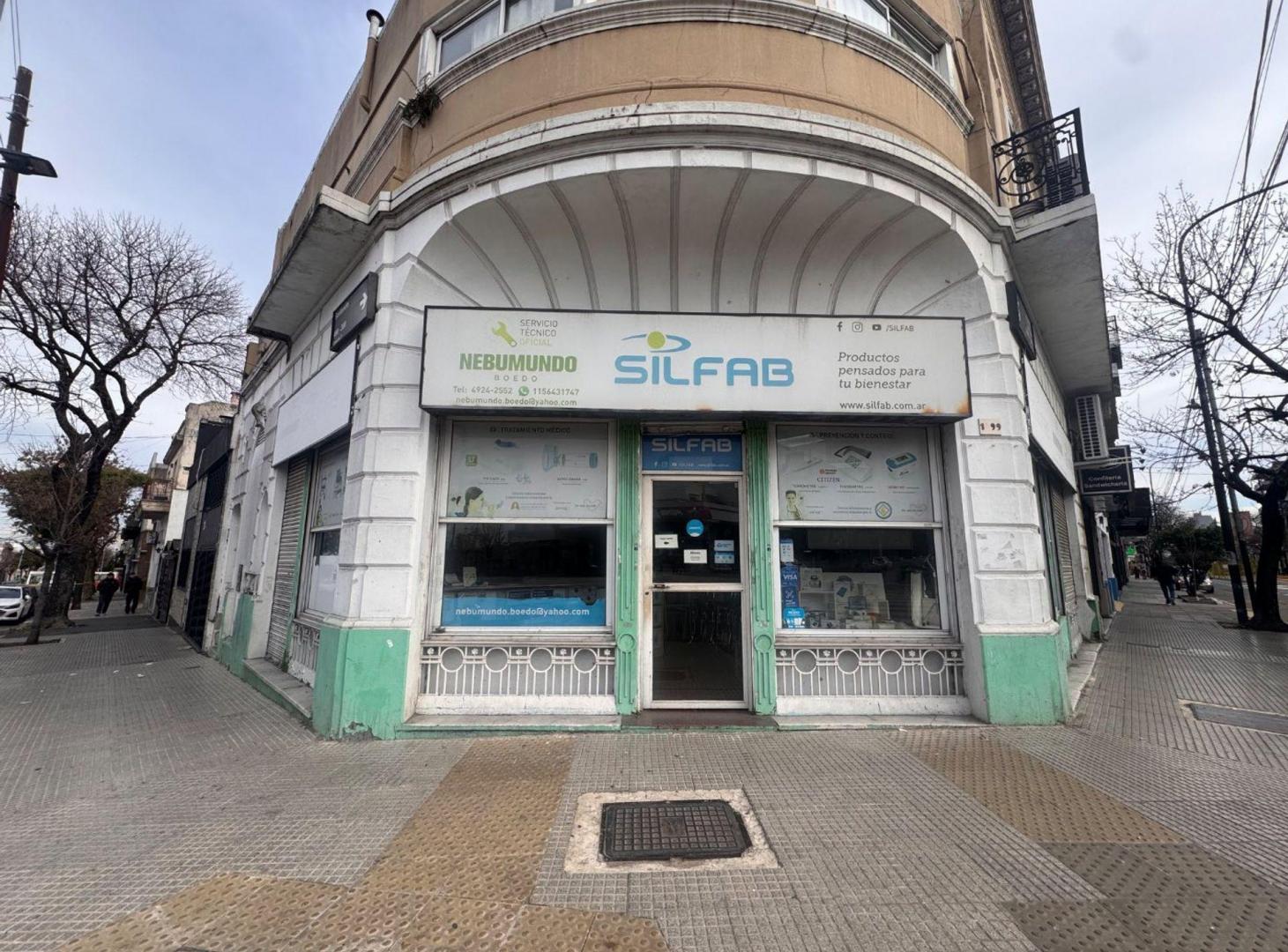 Foto de VENTA LOCAL EN ESQUINA SOBRE AV. LA PLATA, imagen 4