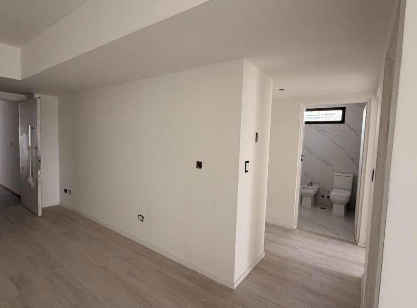 Foto de VENTA 3 AMBIENTES FRENTE BALCON TOILETTE, imagen 1