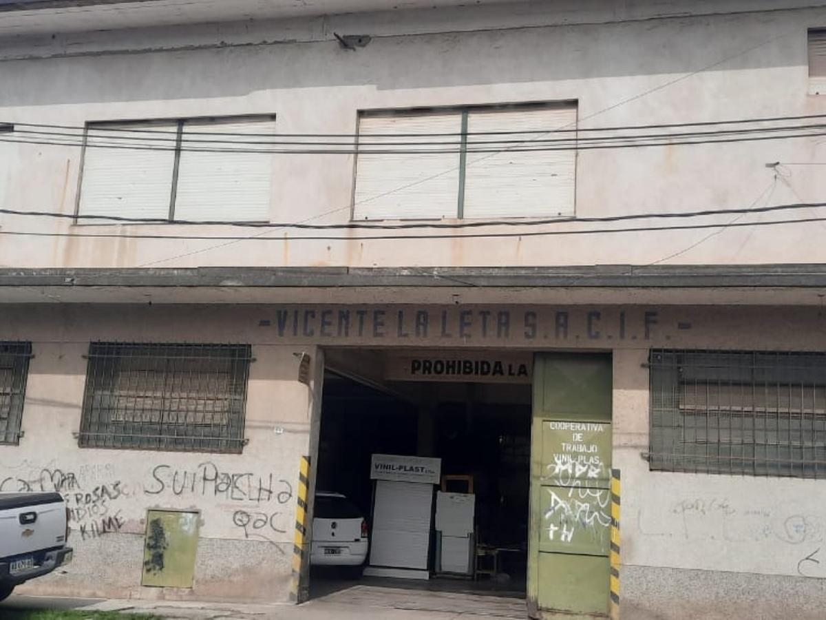 Galpon de 1900 m² en Quilmes 3
