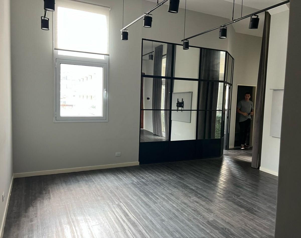 Exclusivo Departamento en Venta en El Emblematico Palacio Raggio - San Telmo 2