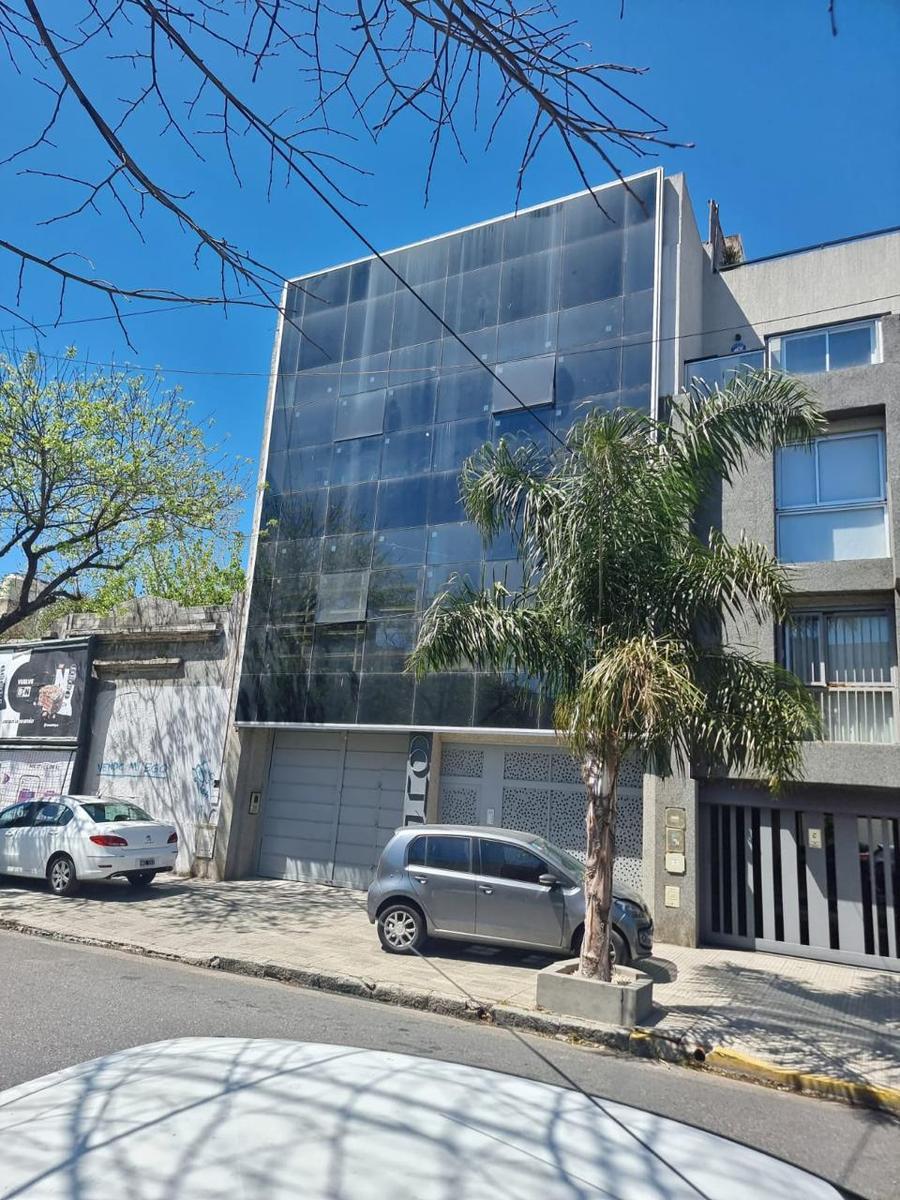 Edificio Comercial - oficinas - depósito - Liniers - alquiler