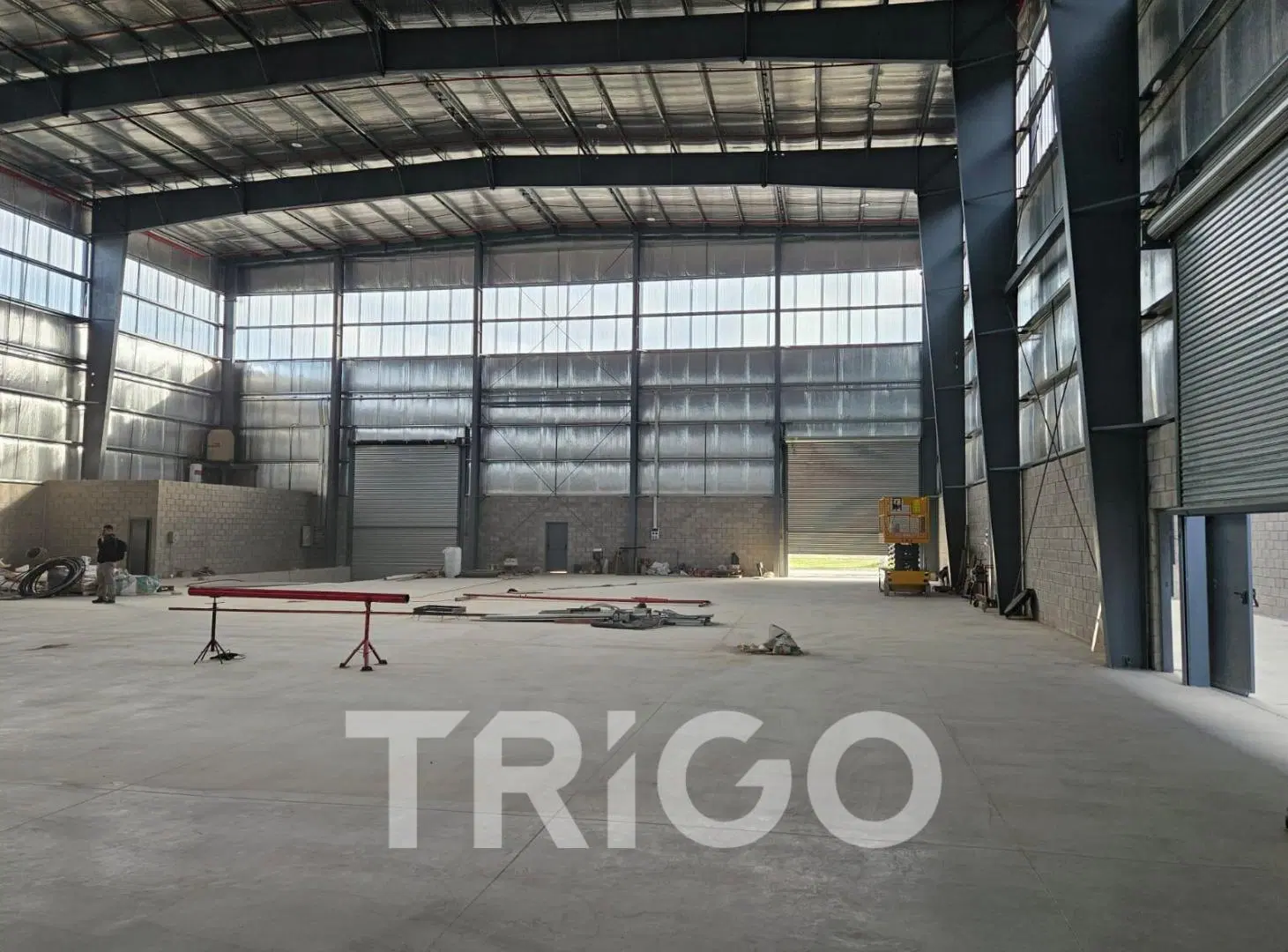 Alquiler de deposito industrial logistico en Polo industrial Spegazzini con dock de carga 3