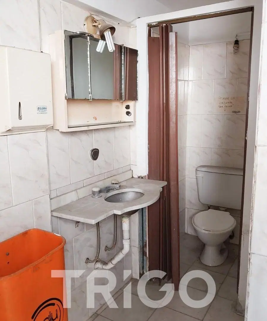 Depósito en ALQUILER 500 metros cuadrados Avenida General Paz y Av. Alberdi Mataderos CABA 5