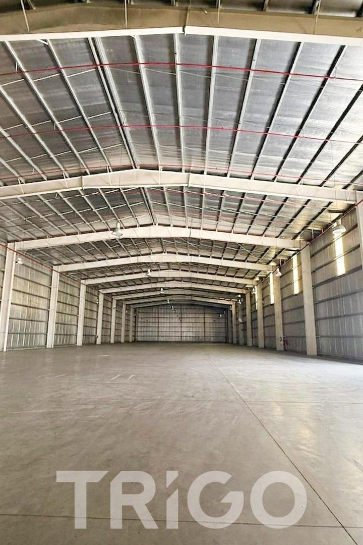 Foto de Nave Industrial en alquiler 3600 m2 en Moreno 7 min de Autopista Acceso Oeste Ruta 24 y 25, imagen 1