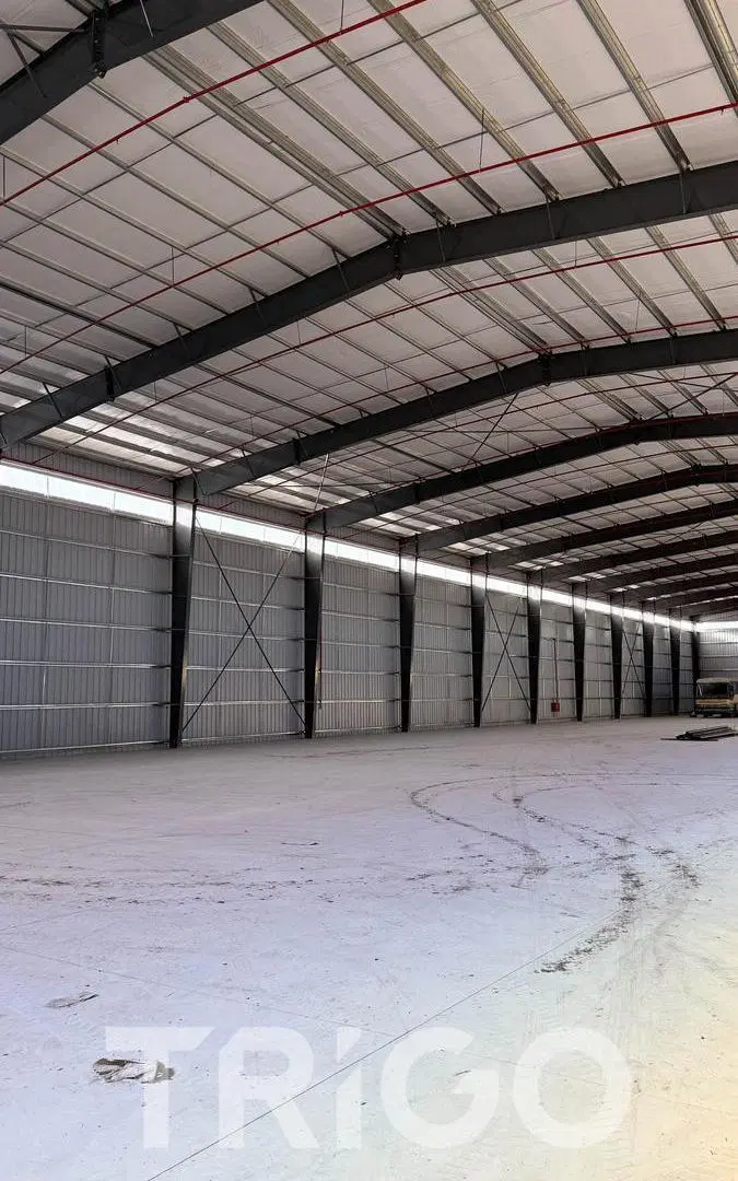 Nave Industrial en alquiler 1000 m2 en Moreno 7 min de Autopista Acceso Oeste Ruta 24 y 25 2