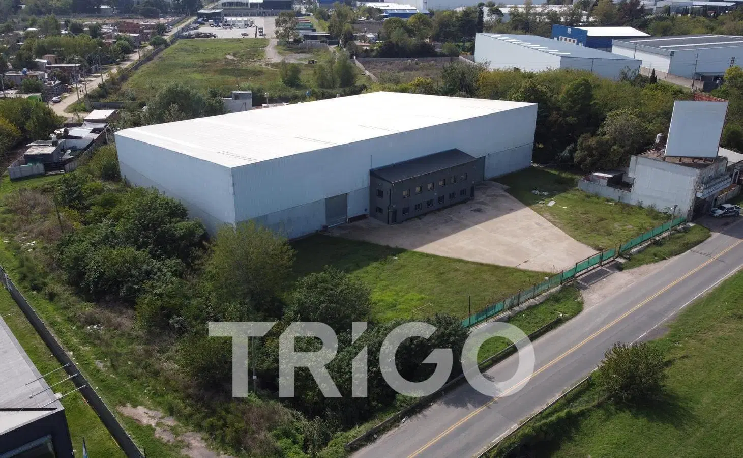 Nave Industrial en ALQUILER en La Reja Autopista Acceso Oeste 3