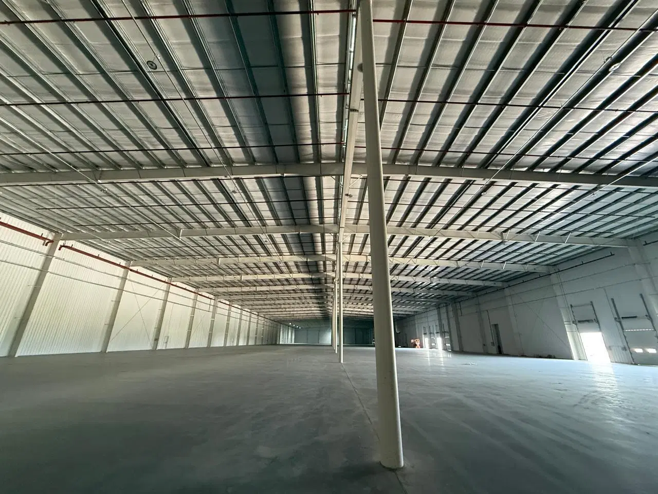 ALQUILER 9000m2 de Nave logística a estrenar en Parque Industrial Moreno 3