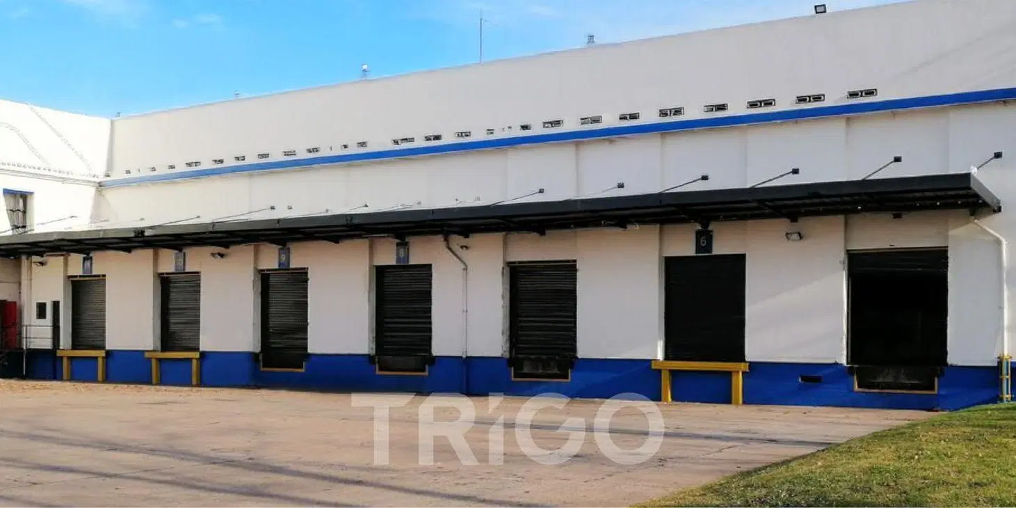 Depósito nave galpon de mas de 5.000 mts en alquiler Hurlingham Predio cerrado 10 min Au. Buen Ayre 5