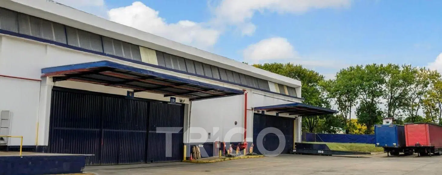 Depósito nave galpon de mas de 5.000 mts en alquiler Hurlingham Predio cerrado 10 min Au. Buen Ayre 1