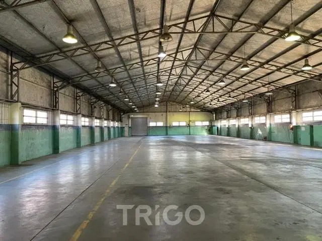 Deposito 5.145m2 en Alquiler dentro de predio cerrado Av. Gral. Paz y Av. Constituyentes 3