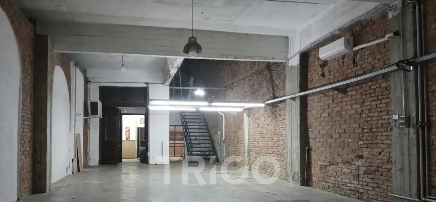 Depósito 400m2 en Alquiler en CABA - Chacarita 2