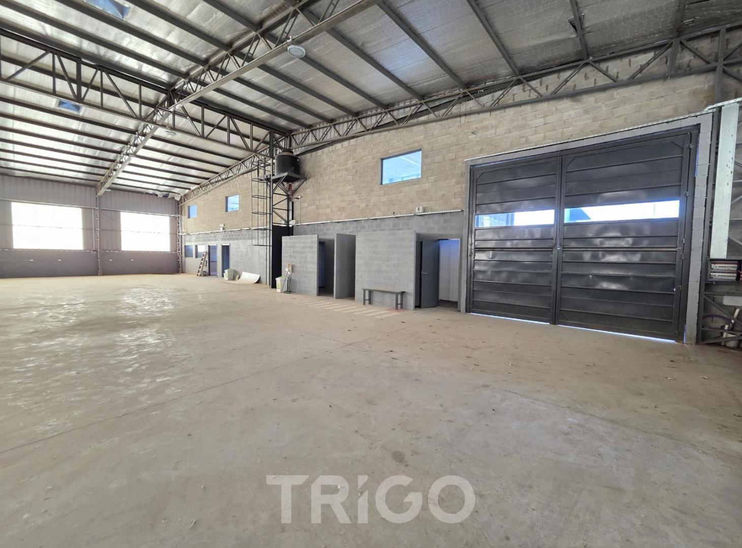 Foto de Oportunidad. Galpón de 1350m2 en venta y alquiler Polo industrial, imagen 5