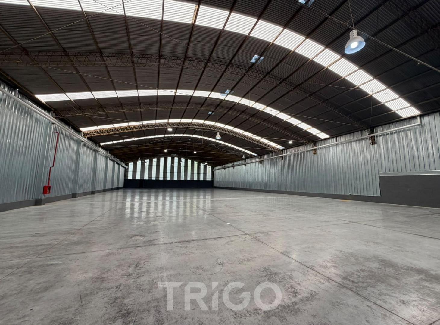 Foto de Excelente Depósito de 2000m2 en Predio Cerrado, imagen 2