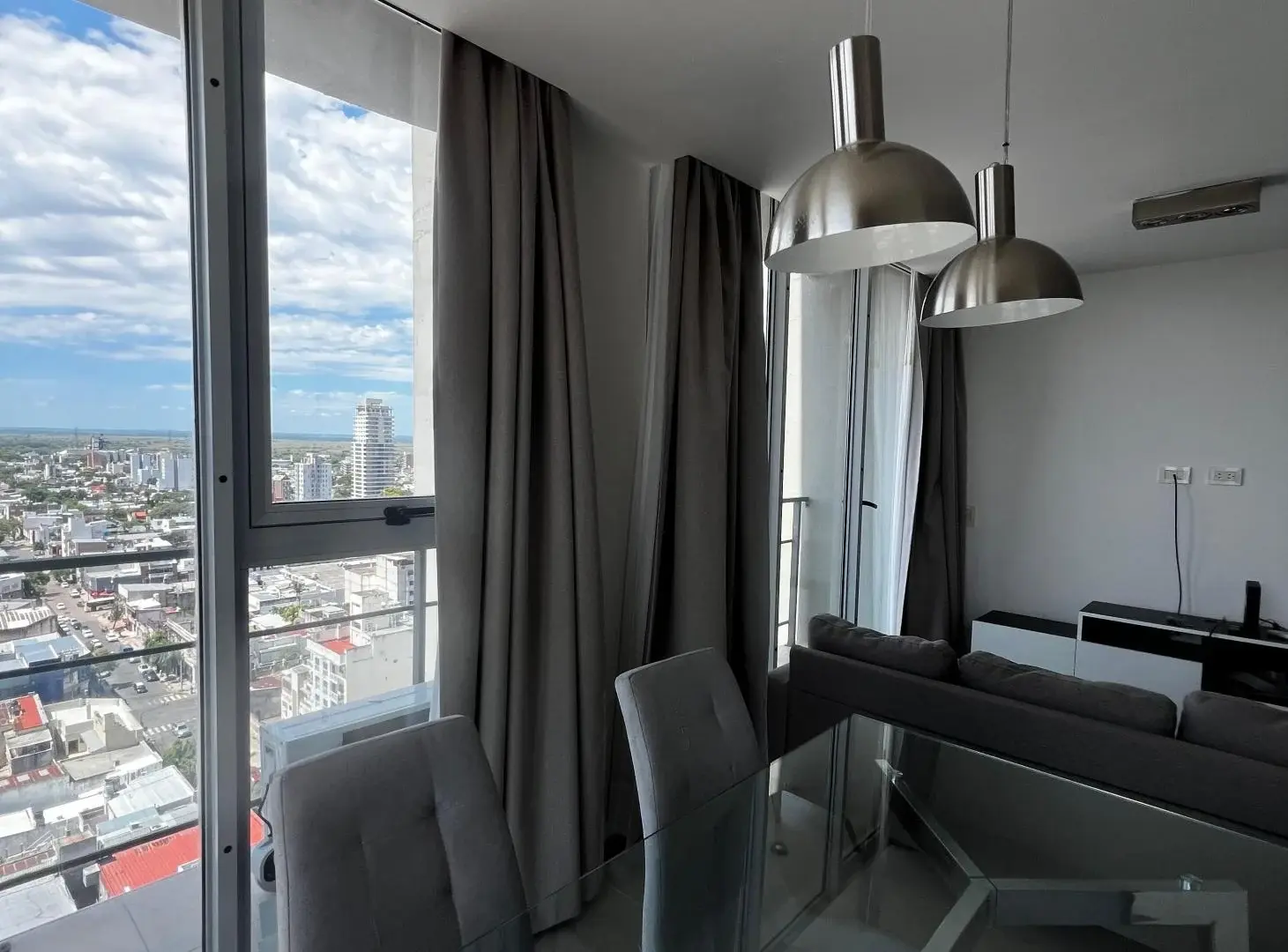 ALQUILER DEPARTAMENTO 2 DORM Y COCHERA 5