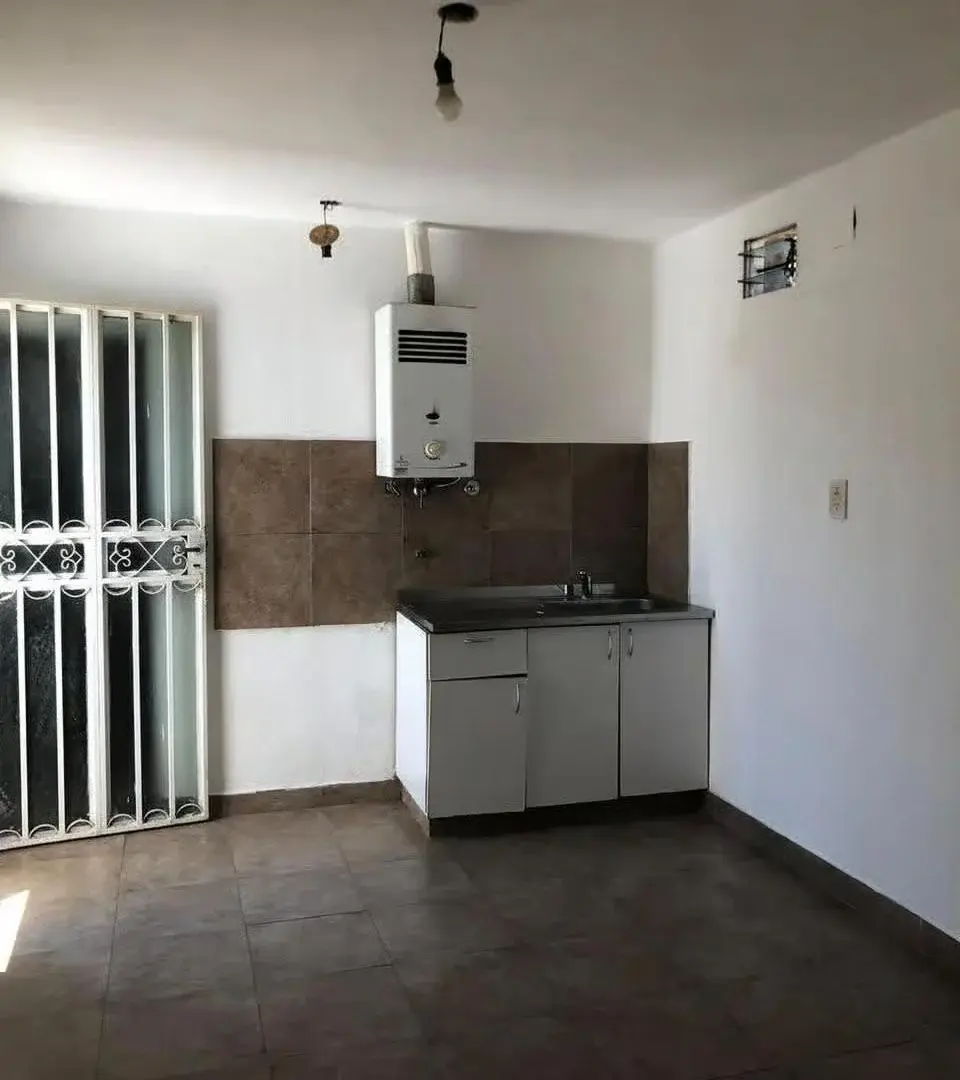 ECHAGUE 6900 ALQUILER ZONA CATOLICA 5