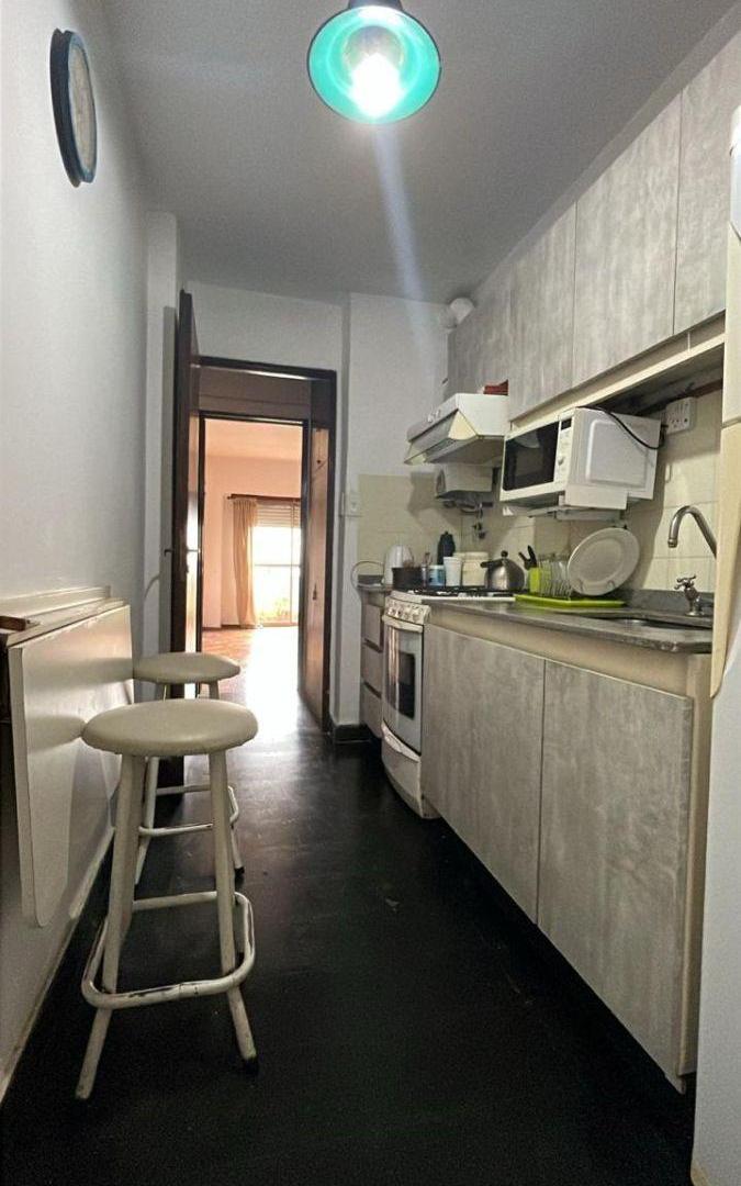 Foto de ALQUILER DEPARTAMENTO 2 DORM EN CANDIOTI NORTE - SARGENTO CABRAL 1756.-, imagen 3