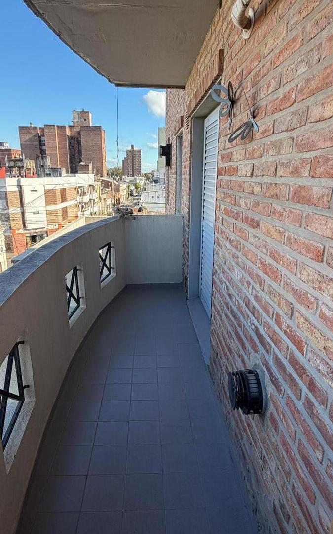 Foto de ALQUILER DEPARTAMENTO 2 DORM COCHERA CENTRO SUR, imagen 2