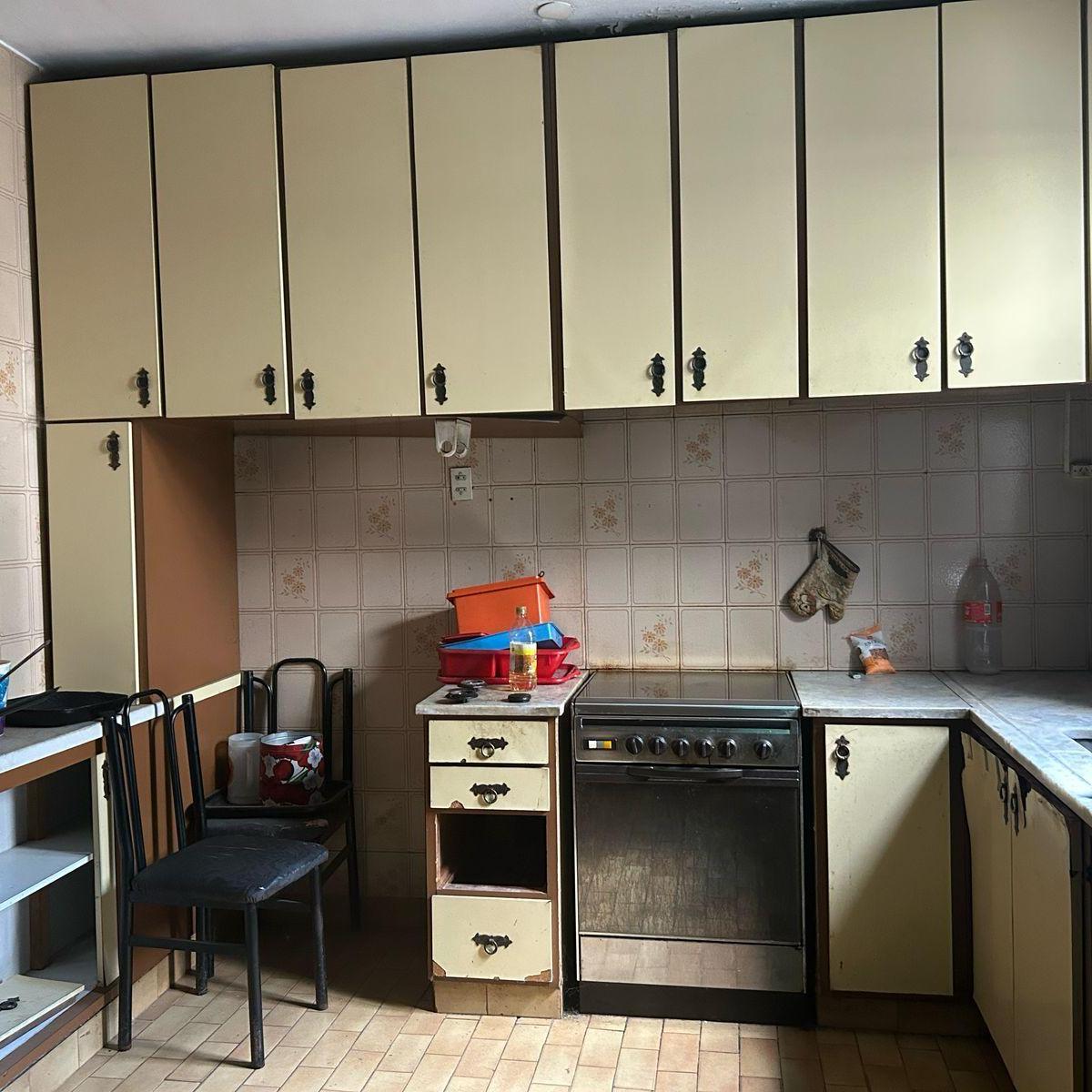 Casa en Venta 4 Ambientes Monte Castro a Refaccionar 3