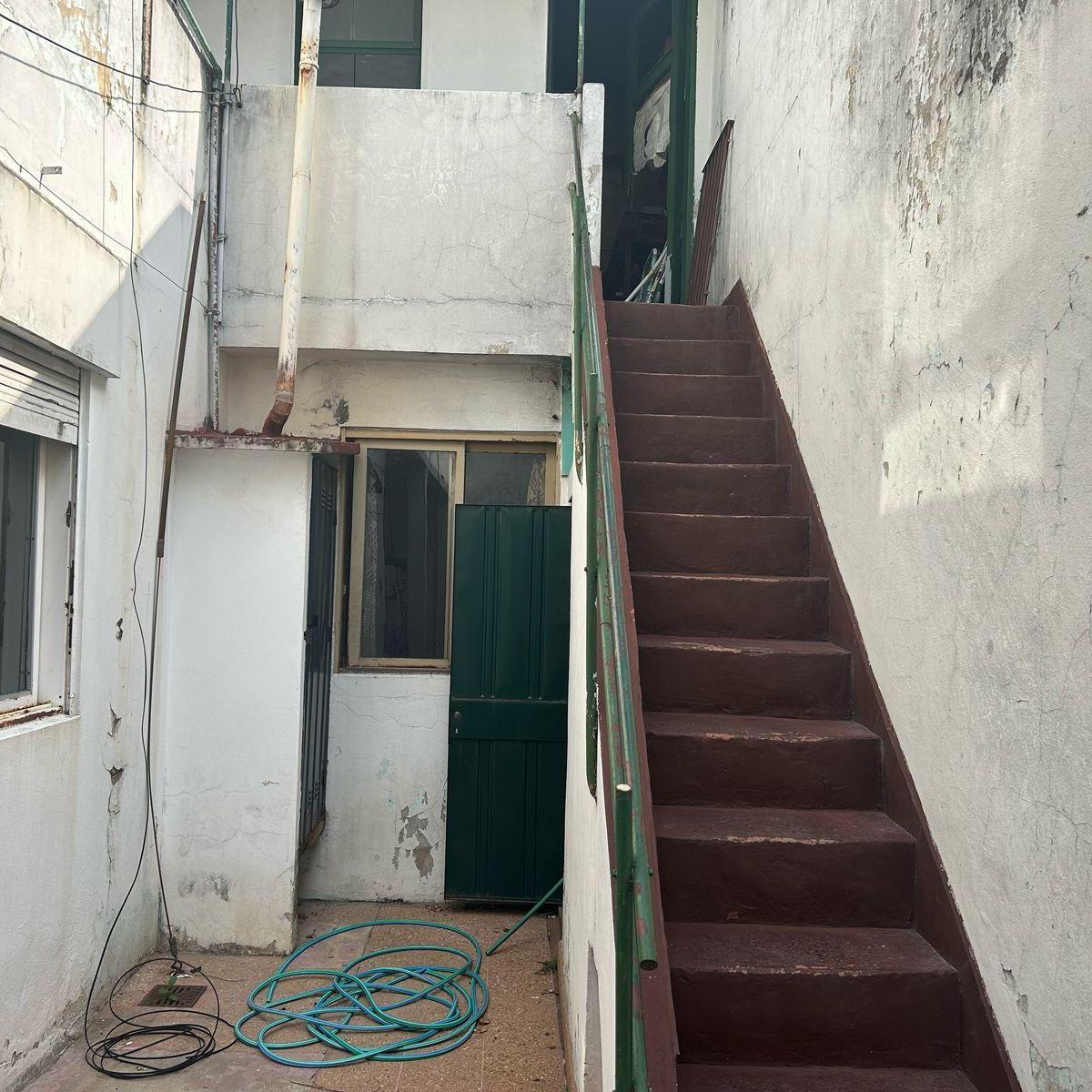 Casa en Venta 4 Ambientes Monte Castro a Refaccionar 1