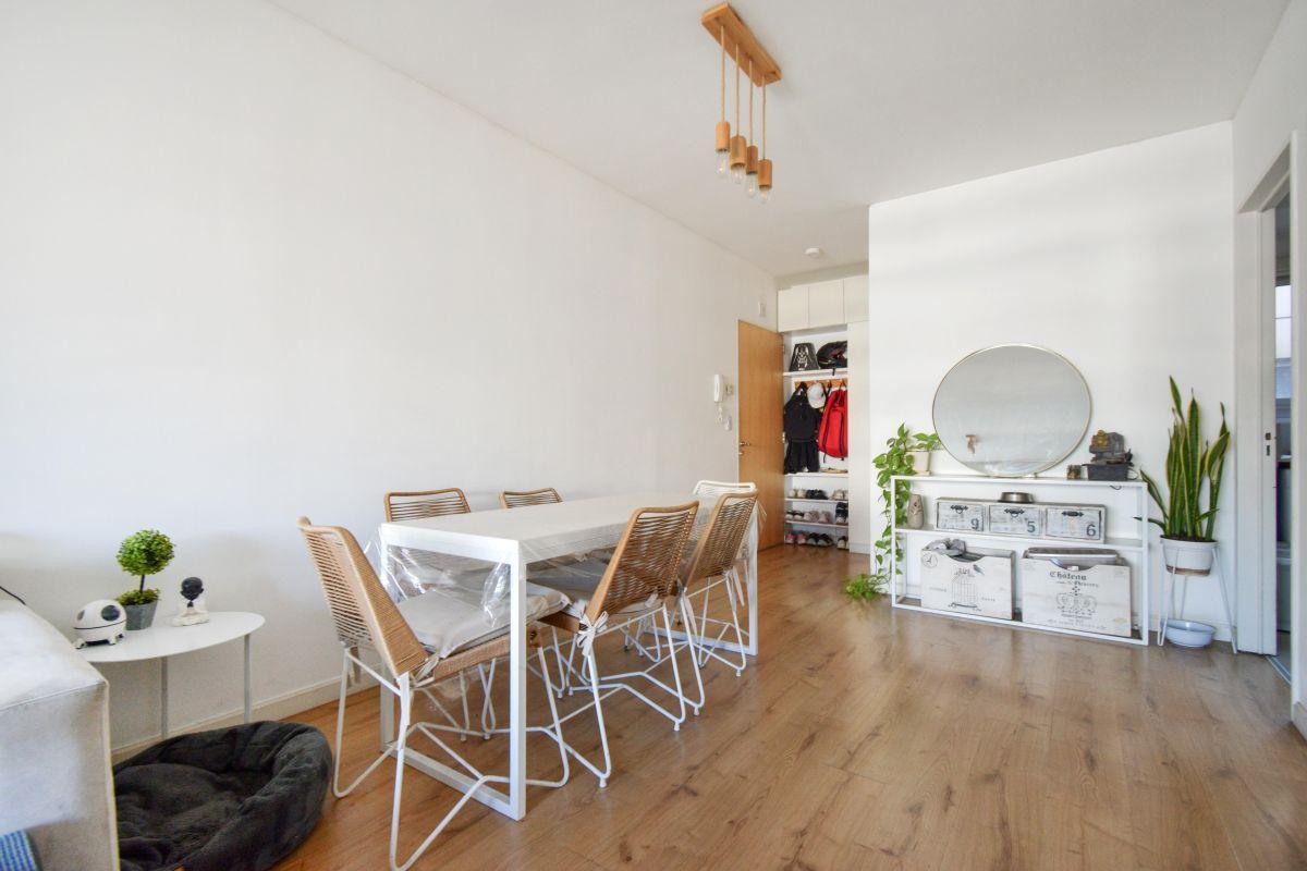 Foto de DEPARTAMENTO EN VENTA 2 AMBIENTES PALERMO COCHERA PILETA, imagen 2