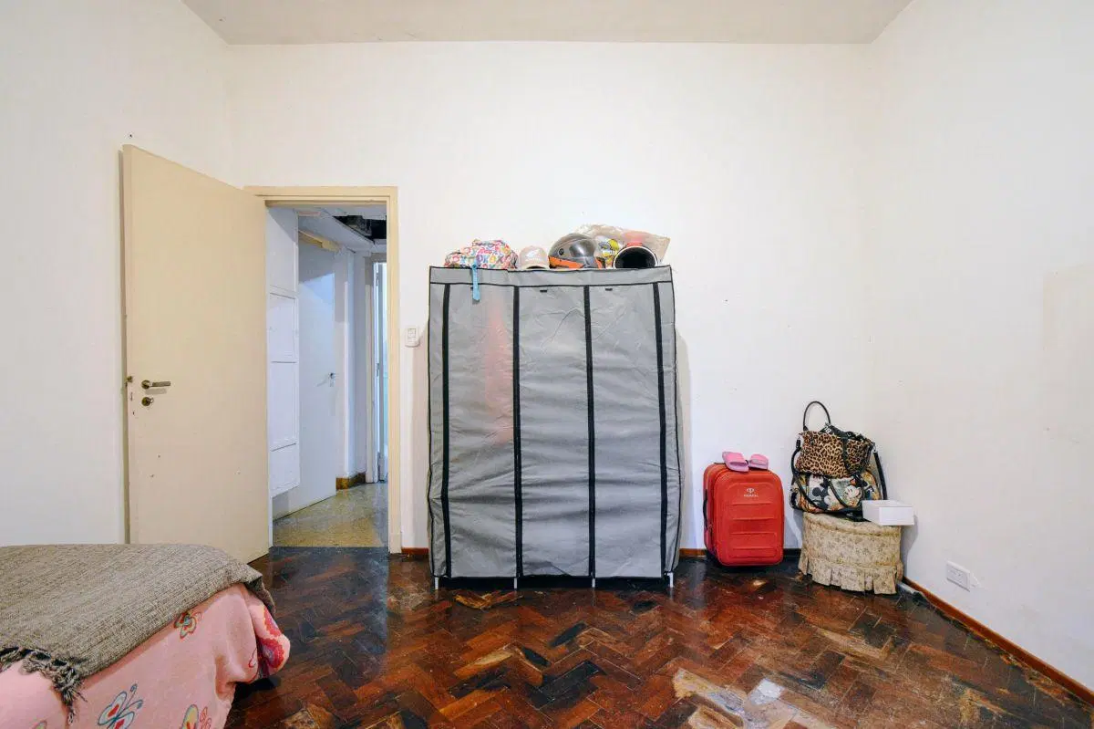 PH EN VENTA 4 AMBIENTES PARQUE AVELLANEDA, GRAN JARDIN, SIN EXPENSAS 4
