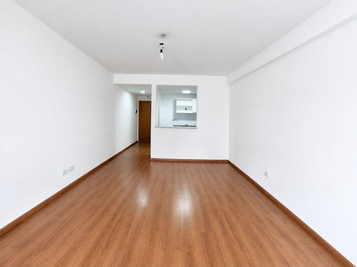 Foto de DEPARTAMENTO 2 AMBIENTES EN VENTA ALMAGRO, BALCON, imagen 5