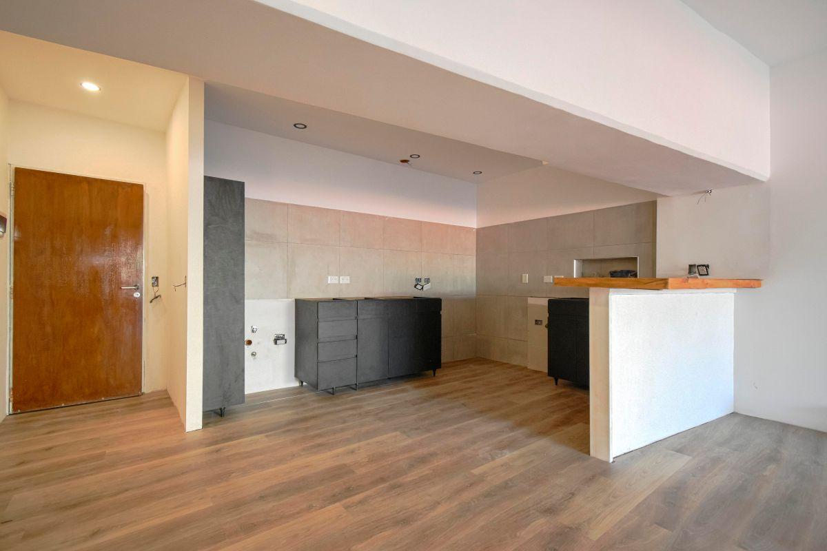 Foto de DEPARTAMENTO EN VENTA 2 AMBIENTES PALERMO BALCON, imagen 2