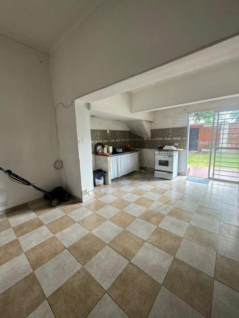Muy Lindo Chalet en Castelar! 1