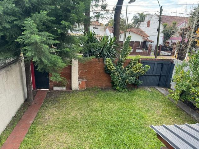 Muy Lindo Chalet en Castelar! 5