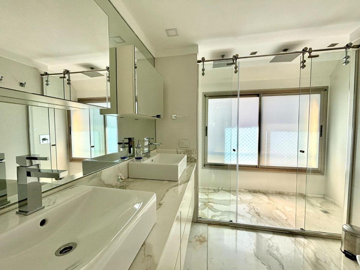 Venta | Departamento | 6 Ambientes | 3 Cocheras | 2