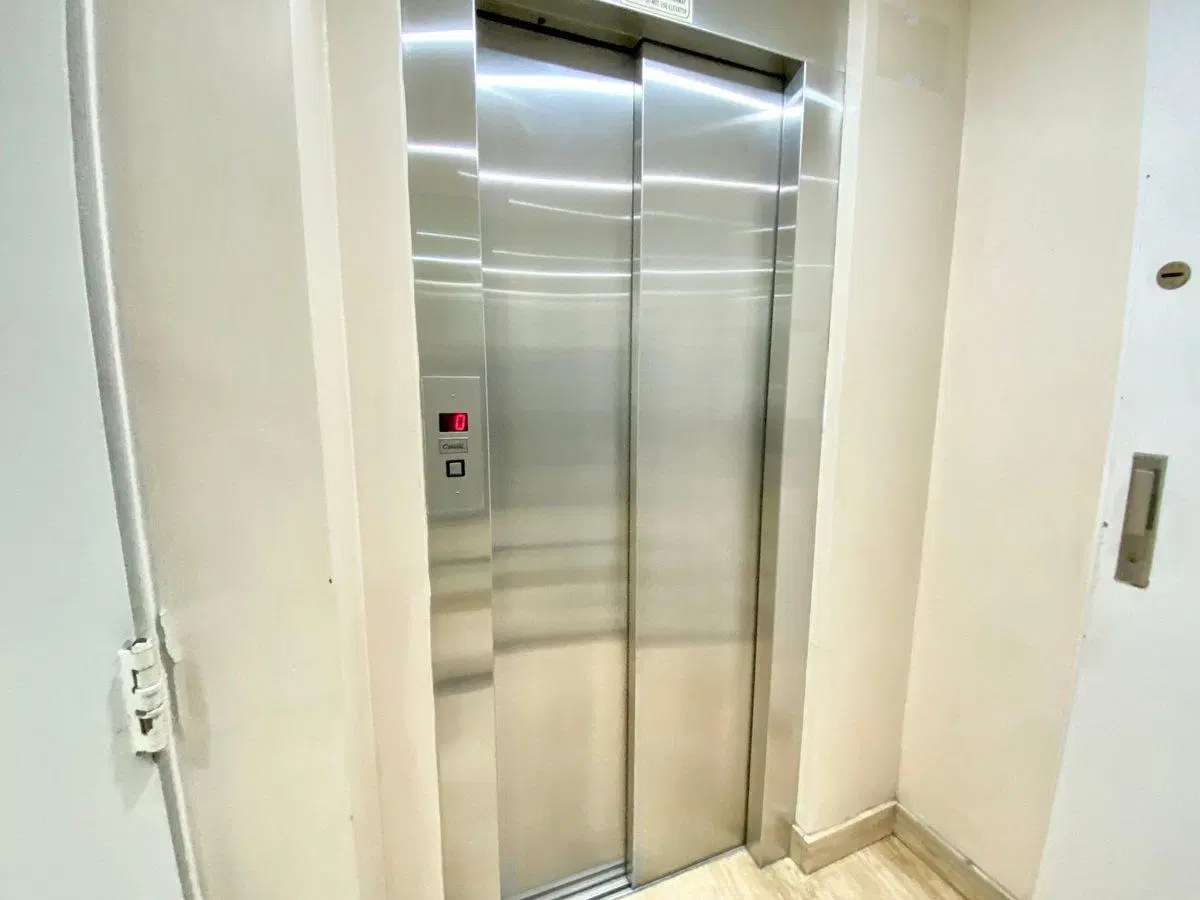 VENTA DEPTO. 3 AMBIENTES CON PATIO BALCON CAÑITAS 3