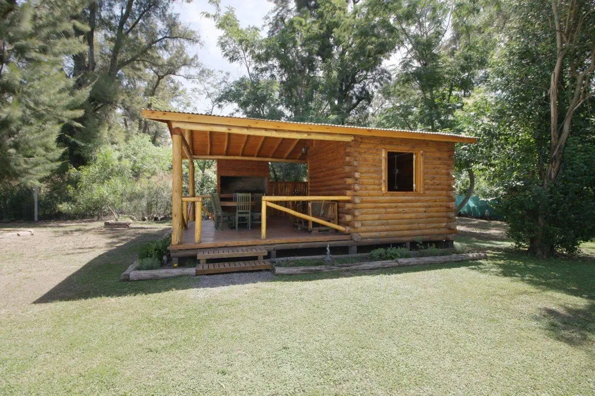 VENTA EXALTACION DE LA CRUZ QUINTA PILETA CABAÑA 3