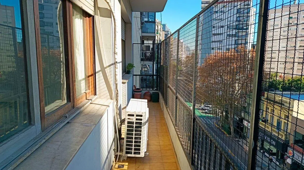 VENTA 3 AMB AV CORRIENTES 4600 ALMAGRO-V.CRESPO 5