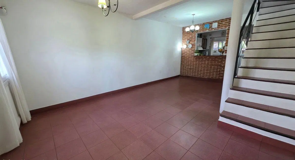 VENTA PH 4 AMBIENTES COCHERA PATIO PILAR CENTRO 2