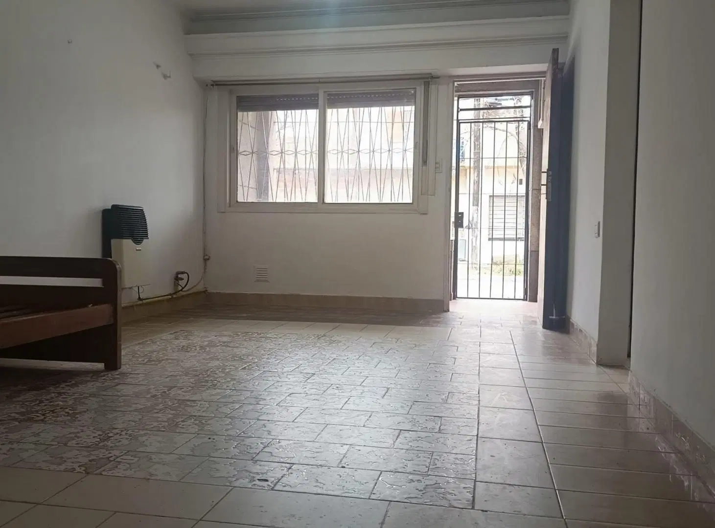 VENTA CASA 3 AMBIENTES Y MEDIO EN VILLA BOSCH 4